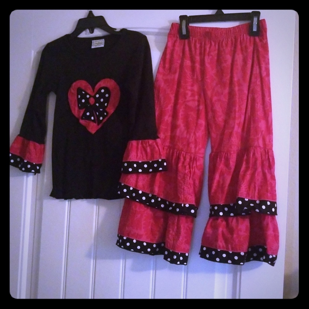 Ann Loren 4 / 5 Valentines Ruffle Pant Boutique